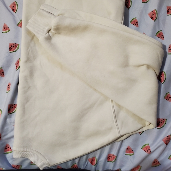 H&M cropped sweatshirt size L - Picture 2 of 5